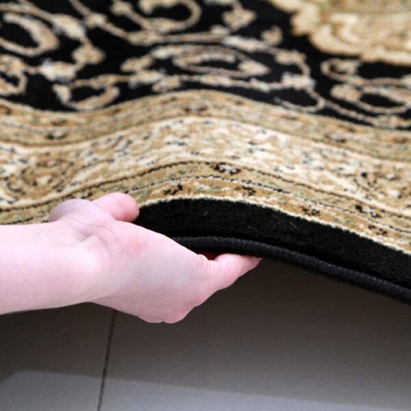 Black Rug | Classic Pattern