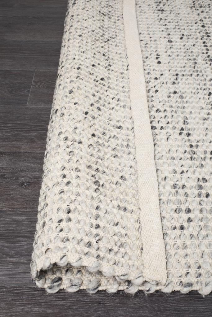 Enhance Your Decor with the Double Sided | Wool Area Rug - Carpet Capers