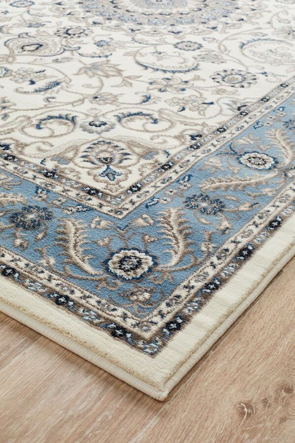 Blue Traditional Rug Colour White With Blue Border
