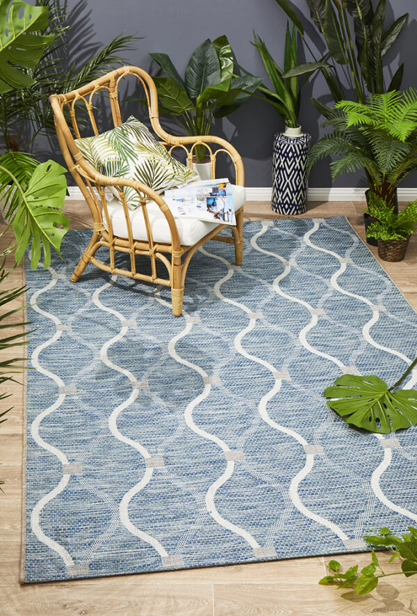 Alfresco Dining Outdoor Rug Outside Profile