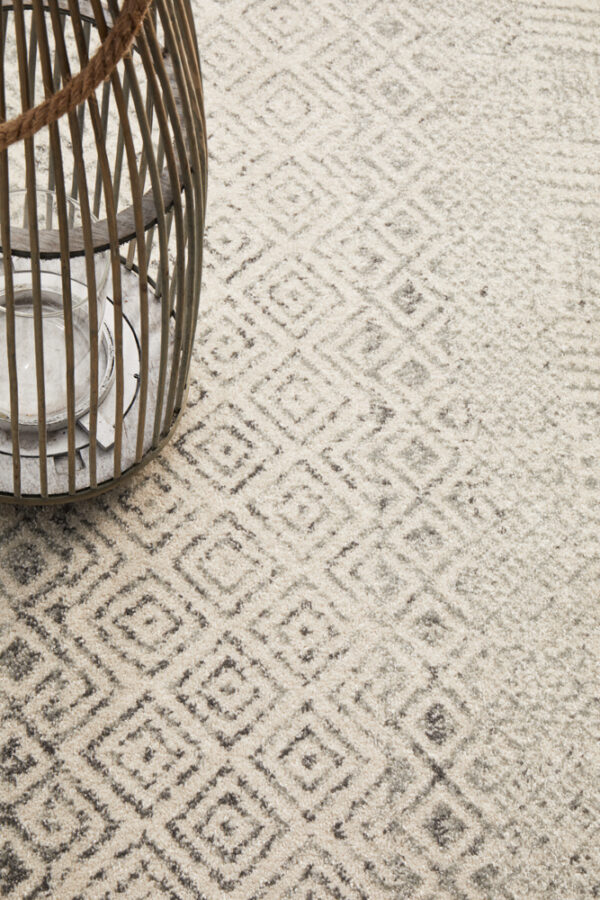 Diamond Grey Transitional Rug close up