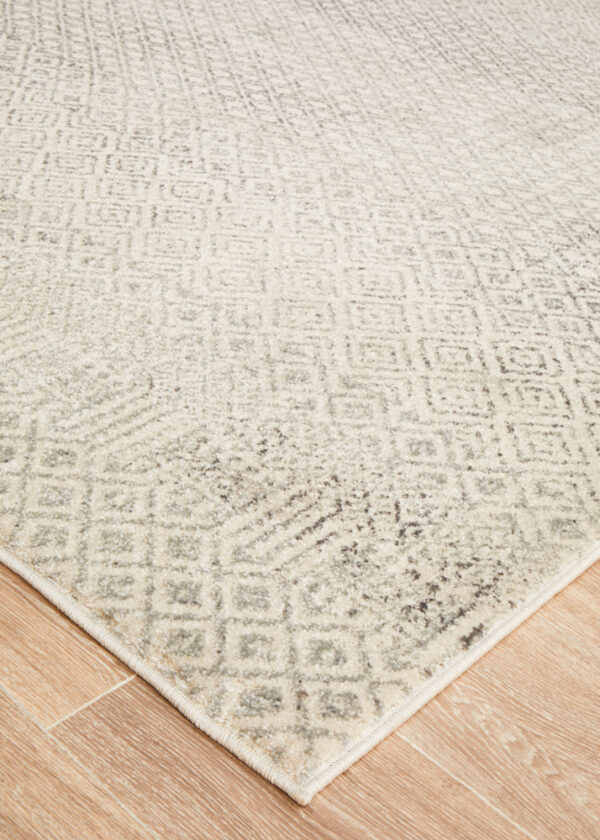 Diamond Grey Transitional Rug corner