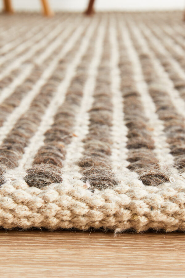 Double Sided Wool Floor Rug Close up Profile