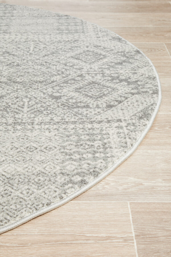 Faded Silver Grey Rug round edge