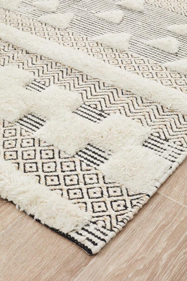 Ivory Bone Textured Rug Corner Photo