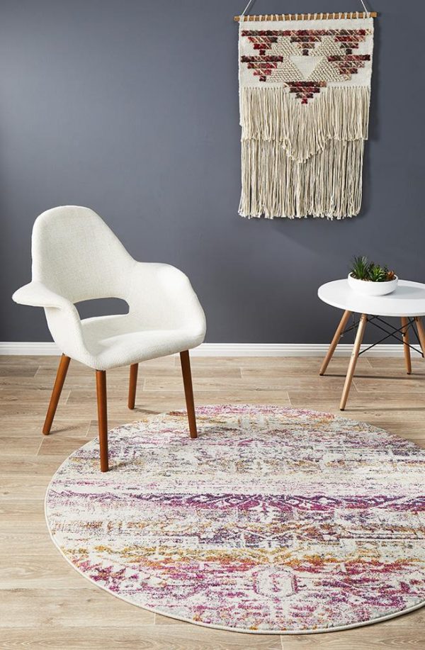 Trendy Fuschia Colour Rug