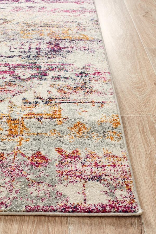 Trendy Fuschia Colour Rug