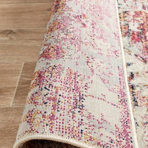 Trendy Fuschia Colour Rug