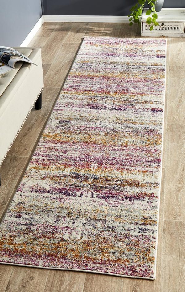 Trendy Fuschia Colour Rug