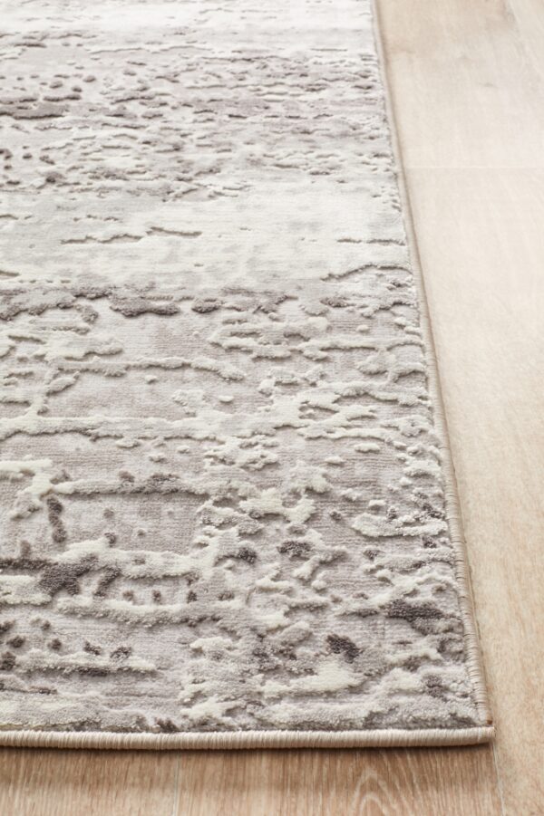 Décor Silver Shaded Rug Design