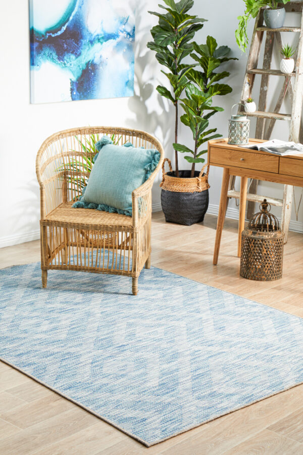 Outdoors Rug Perfect Balcony Mat setting