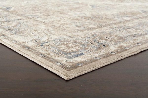 Classical Traditional Cream Rug Perfectly balanced colours