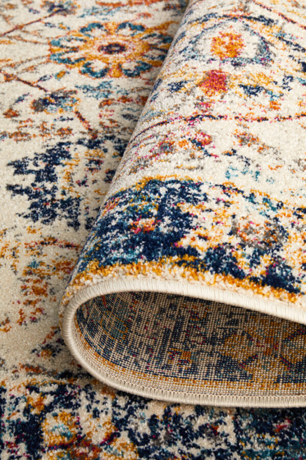 Pattern Rug Photo of Side view