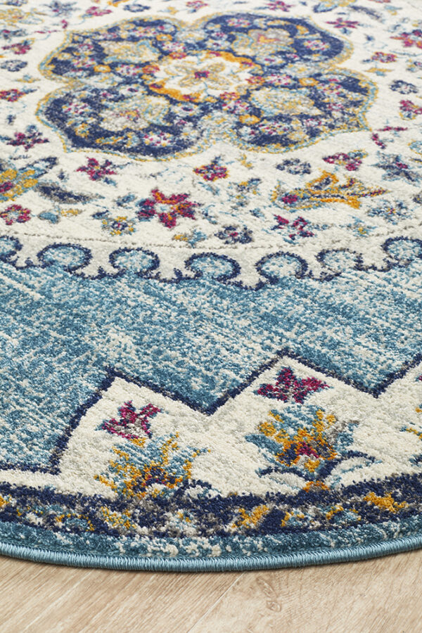 Rococo Rug side of round rug