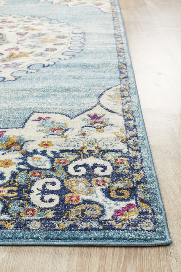 Rococo Rug side view