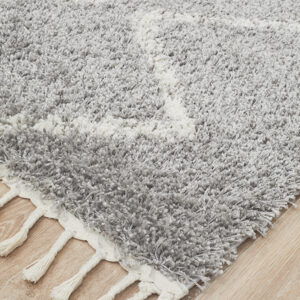Condensed Shag Pile Rug Fringed Ends