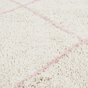 Sturdy High Pile Rug Design