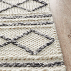 Loop Pile Wool Rug Side Pattern