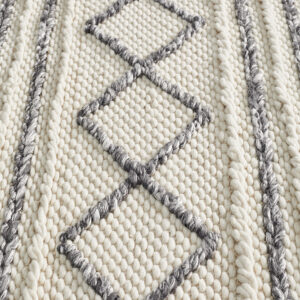 Loop Pile Wool Rug Side Design