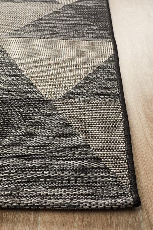 New Open-Air Rug