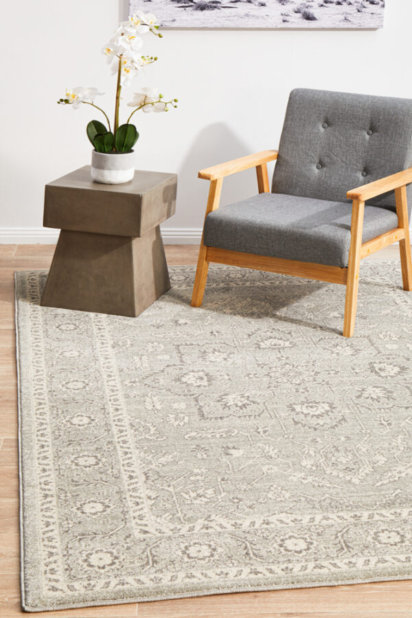 Traditional Flower Style Rug Traditional Flower Style Rug