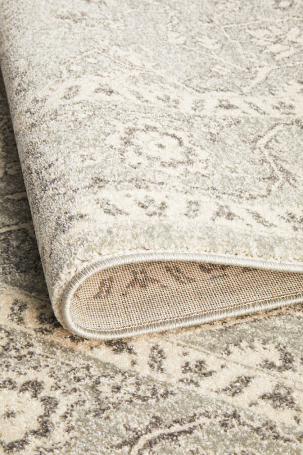 Traditional Flower Style Rug Folded side