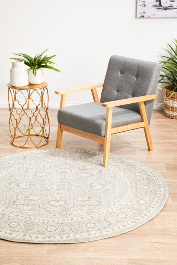 Traditional Flower Style Rug Round
