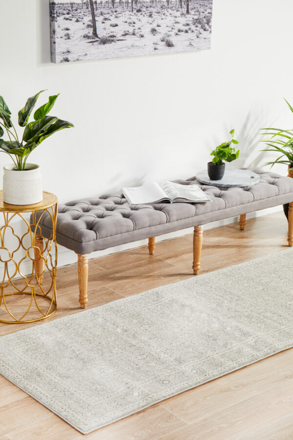 Traditional Flower Style Rug Runner front view