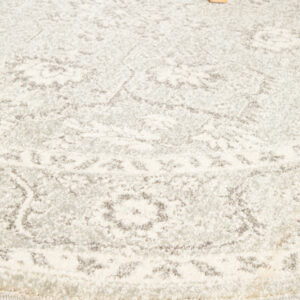 Traditional Flower Style Rug Side of Round