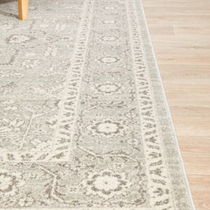 Traditional Flower Style Rug Side view