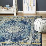 Traditional Rug Rectangle Rug