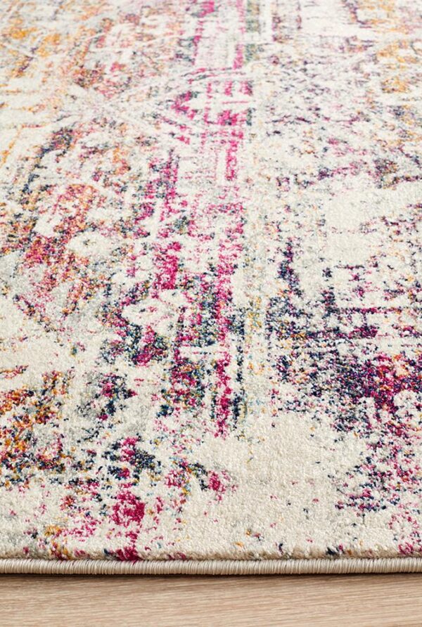 Trendy Fuschia Colour Rug Side