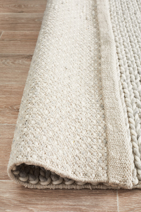 Woven Flat weave Wool Rug Backing of Rug
