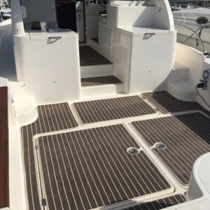 Suede Cream Marine carpet teak
