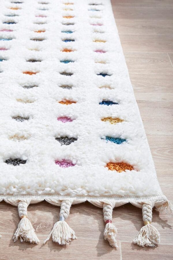 Polka Multi Rug end profile