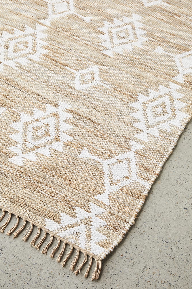 Hand Loomed Rug Carpet Capers Magnificent Design