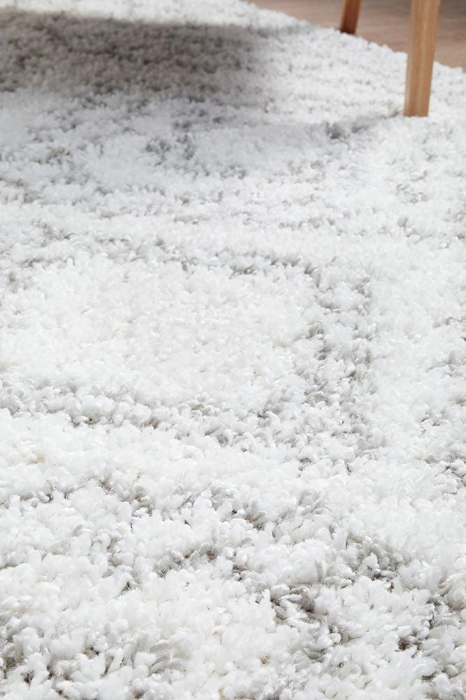 White Pattern Shag Rug | Carpet Capers | Stunning Design
