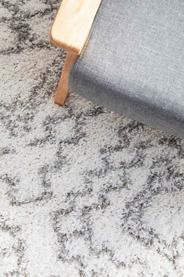 White Pattern Shag Rug