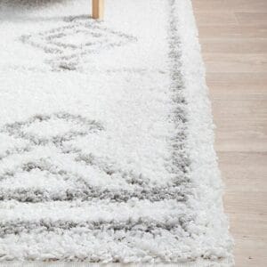 White Design Shag Pile Rug