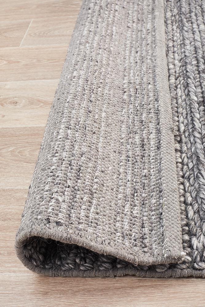 Handwoven Steel Rug | Carpet Capers | Attractive Appeal