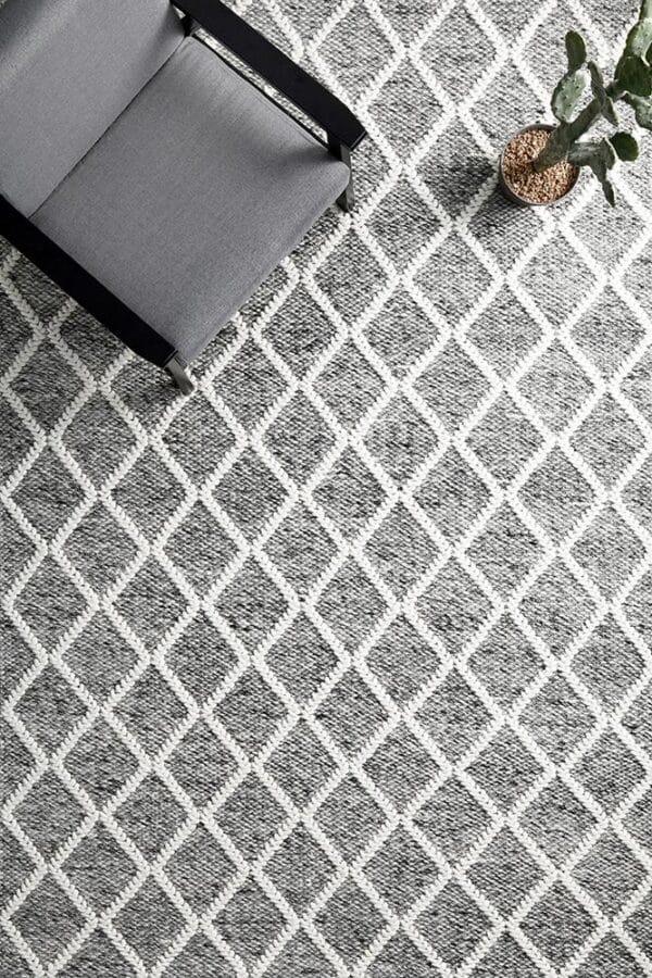 Grey White Wool Blend Rug Design
